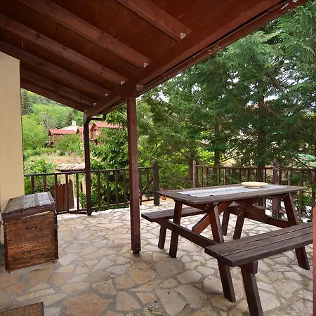 Villa En Arhi Ano Trikala Exterior foto